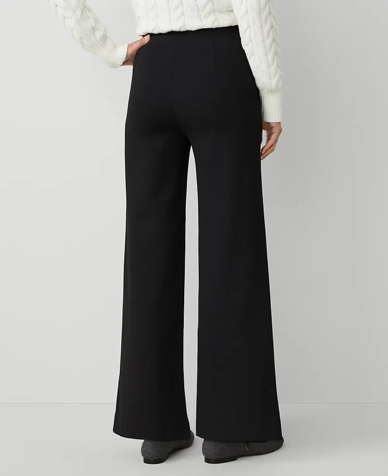 Ann Taylor Petite Weekend Collection Ponte Straight Leg Pant Size XS Black Women's