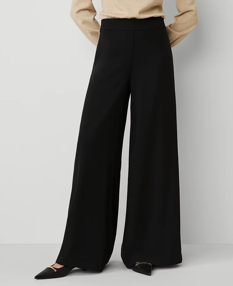 Ann Taylor The Petite Dramatic Wide-Leg Crepe Pant Women's