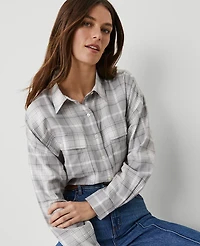 Ann Taylor Weekend Collection Plaid Oversized Cropped Pocket Shirt Size XL Night Sky Women's