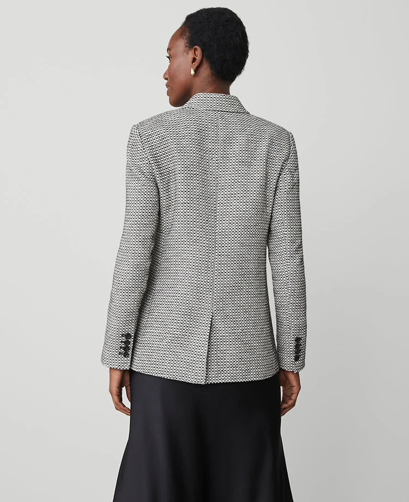 Ann Taylor The Petite Greenwich Blazer in Plaid Tweed Size 6 Black/White Multi Women's