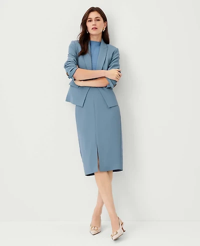 Ann Taylor The Petite Front Slit Pencil Skirt in Crepe Size 00 Blue Echo Women's