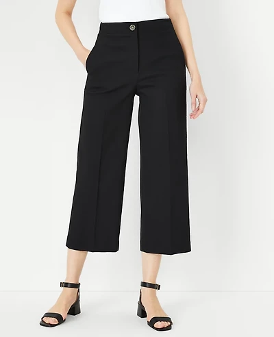 Ann Taylor The Petite Kate Wide Leg Crop Pant Size 00 Black Women's