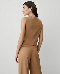 Ann Taylor The Petite Cropped Crew Neck Vest in Seasonless Stretch Size 8 Perfect Camel Women's