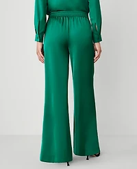 Ann Taylor The Perfect Wide-Leg Pant in Satin Size Small Festive Holly Women's