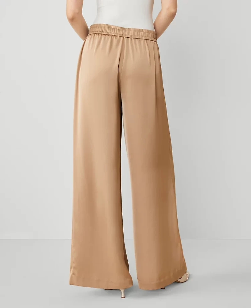 Ann Taylor The Perfect Wide-Leg Pant in Satin Size Small Cappuccino Tan Women's