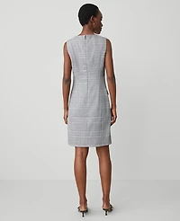 Ann Taylor The Petite Button Shift Dress in Plaid Size 00 Black Women's