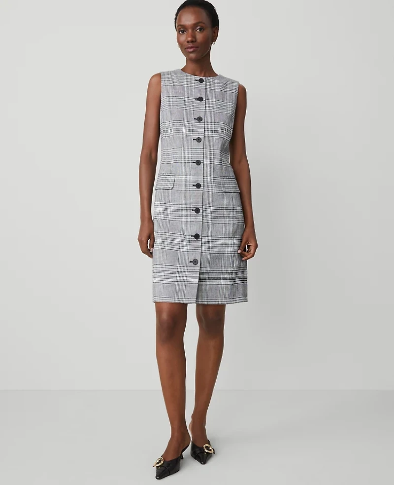 Ann Taylor The Petite Button Shift Dress in Plaid Size 00 Black Women's