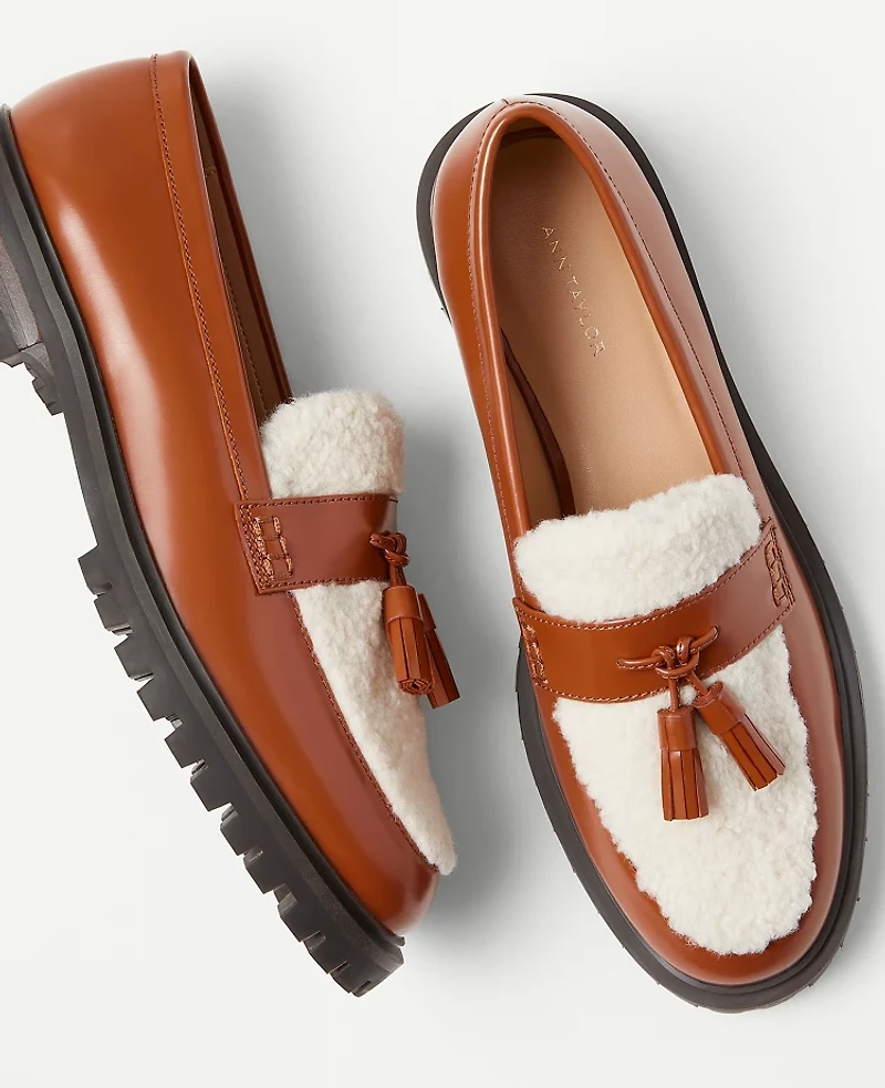 Ann Taylor Shearling Leather Tassel Loafers Size 5 Caramel Women's
