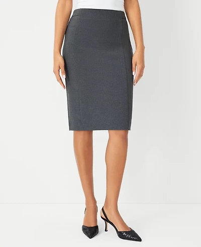 Ann Taylor The Petite Seamed Pencil Skirt Seasonless Stretch - Curvy Fit Women's