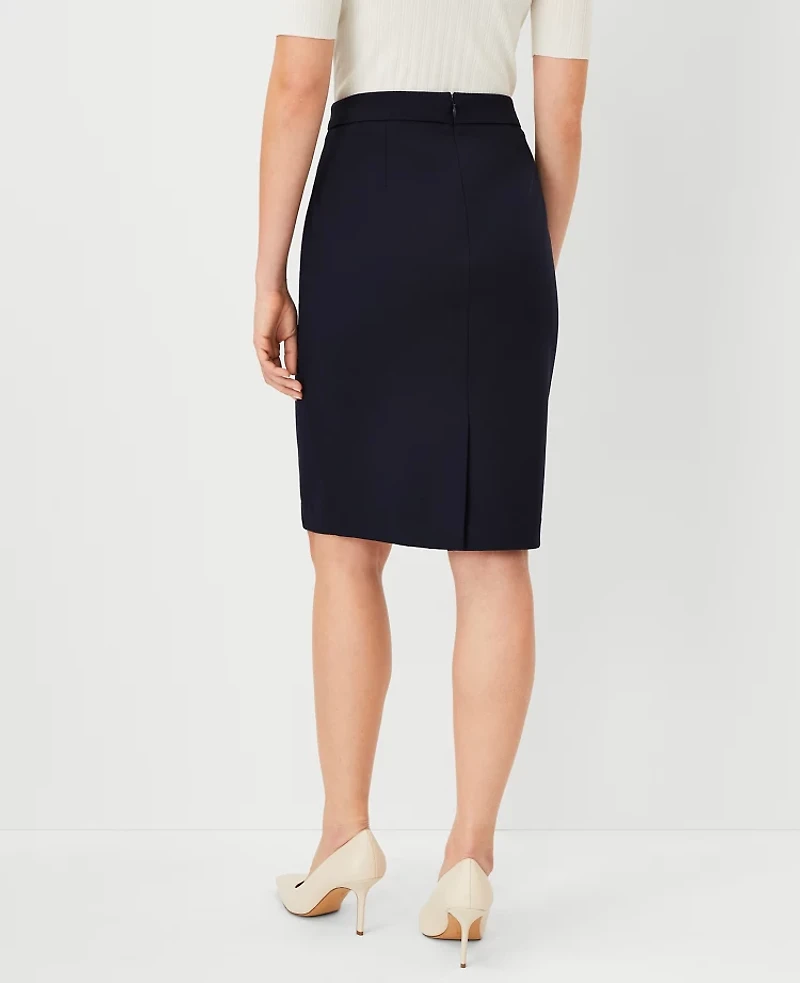 Ann Taylor The Petite Seamed Pencil Skirt Seasonless Stretch — Curvy Fit Women's