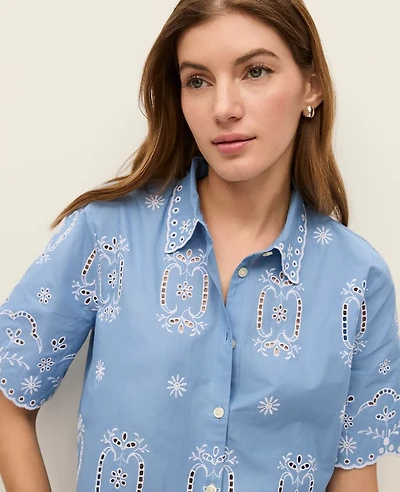 Ann Taylor Weekend Collection Eyelet Blouse Blue/White Combo Women's
