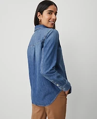 Ann Taylor Petite Weekend Collection Denim Pocket Shirt Classic Mid Wash Women's