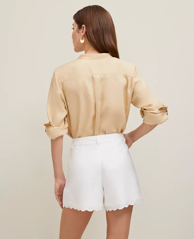 Ann Taylor The Scalloped Short Size 6 White Women's