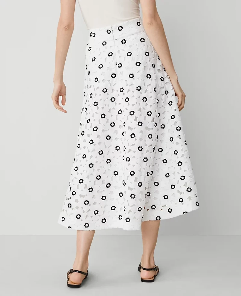 Ann Taylor Floral Lace Full Skirt Size 6 White Women's