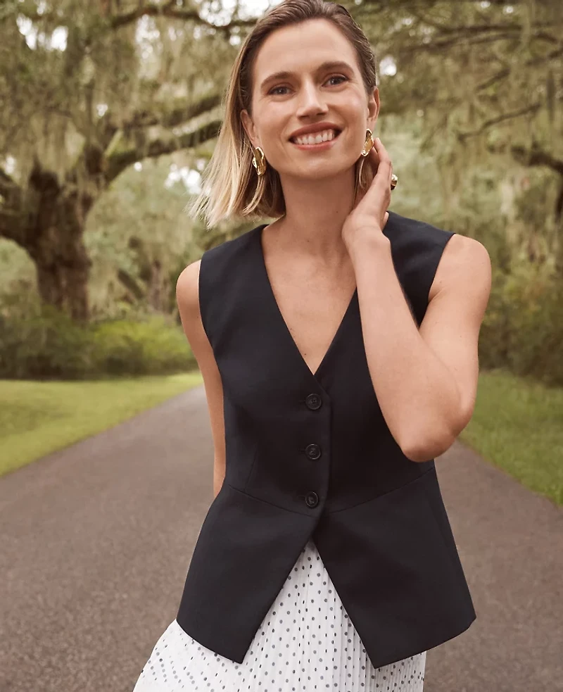 Ann Taylor The V-Neck Peplum Vest Seasonless Stretch Black Women's