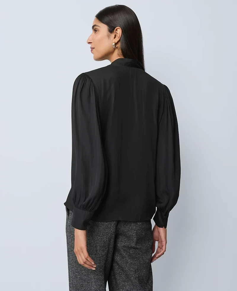 Ann Taylor V-Neck Popover Top Black Women's