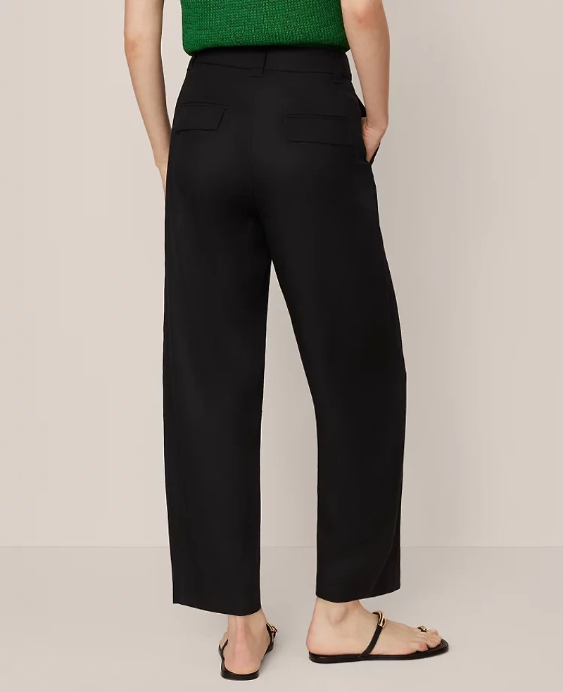 Ann Taylor Seamed Barrel Pant Size 10 Black Women's