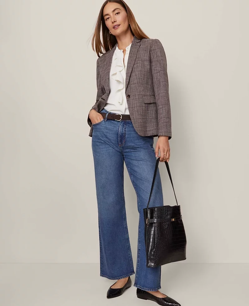 Ann Taylor The Petite Wide-Leg Jean Medium Faded Wash Women's