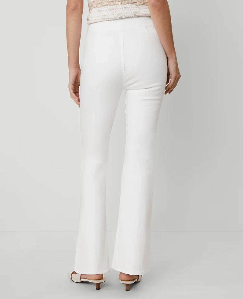 Ann Taylor The Petite Pull-On Flare Jean Size 16 White Women's