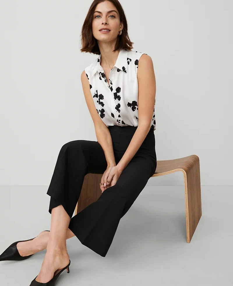 Ann Taylor Floral Satin Sleeveless Shirt Size Medium Winter White- Black Women's