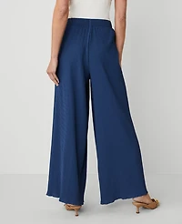 Ann Taylor The Petite Easy Wide-Leg Pant Size Small Calm Shores Women's