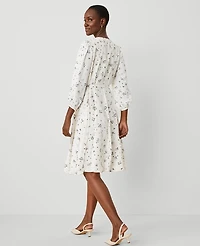 Ann Taylor Floral Seamed Flare Dress Size 4 Winter White Women's