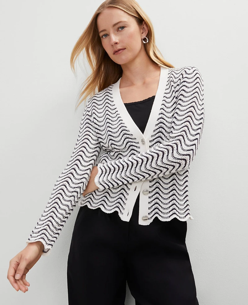Ann Taylor Scalloped V-Neck Cardigan Size XS White/Navy Women's