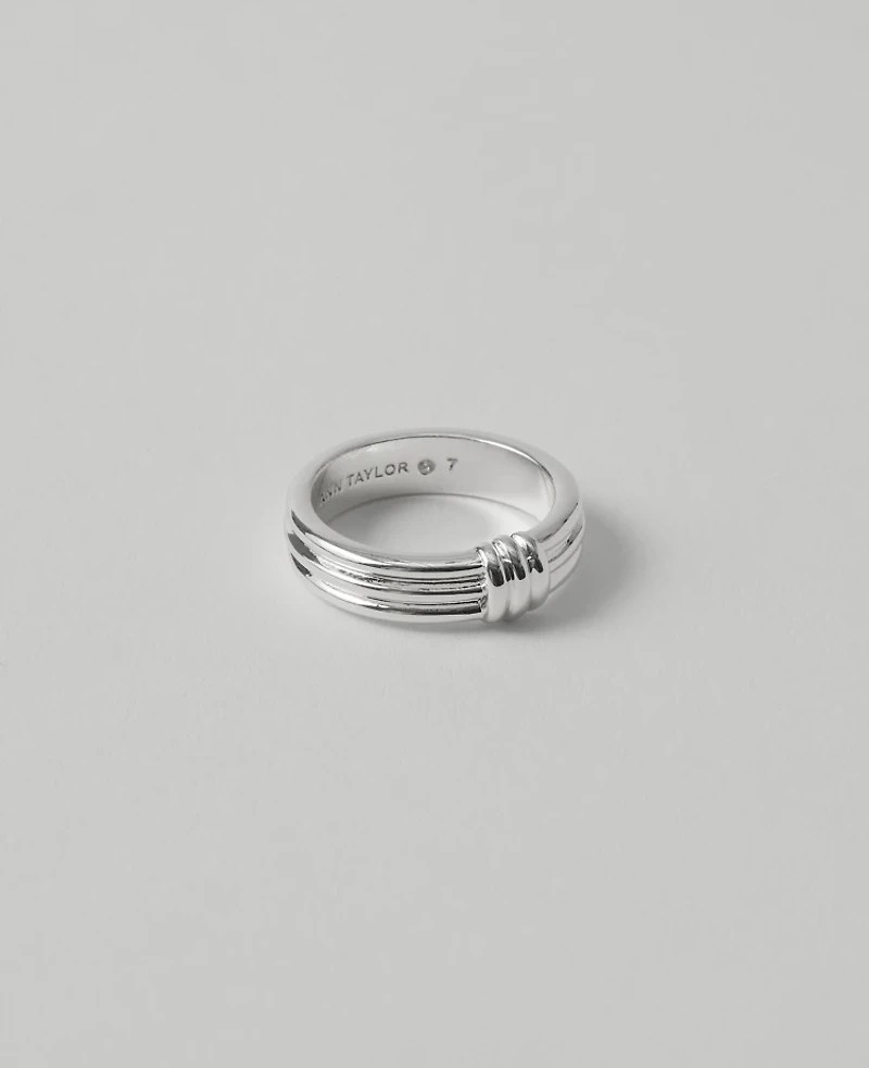 Ann Taylor Metal Textured Knot Ring Silvertone Women's
