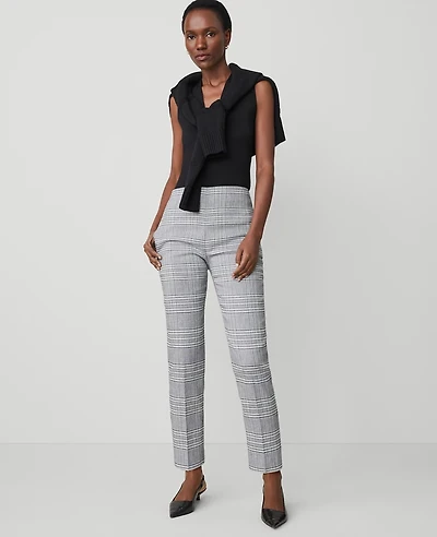 Ann Taylor The Petite Side-Zip Ankle Pant Size 6 Black Women's