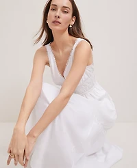 Ann Taylor Petite V-Neck Flare Maxi Dress Size 0 White Women's