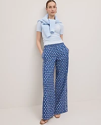Ann Taylor Petite Weekend Collection Pull-On Wide-Leg Pant in Petal Print Size XS Blue Women's