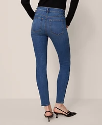Ann Taylor Mid Rise Skinny Jeans Classic Wash Women's