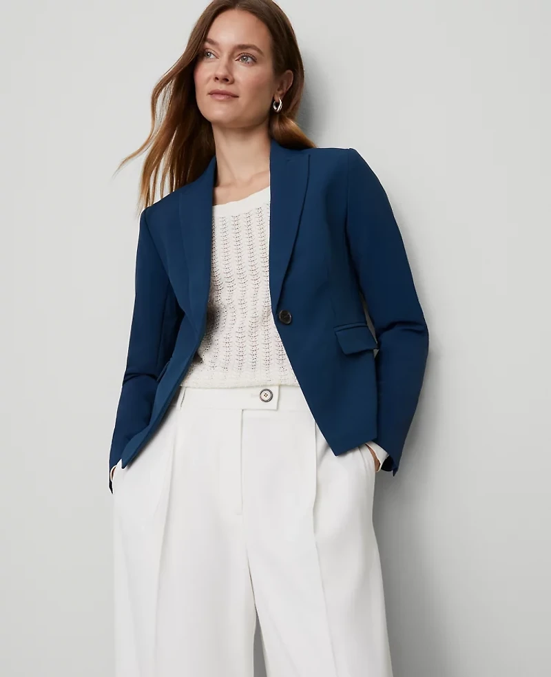 Ann Taylor The Shorter One Button Blazer in Fluid Crepe Size 6 Moonlit Backdrop Women's