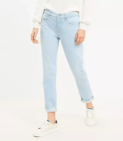 Curvy Destructed Girlfriend Jeans in Original Light Indigo Wash