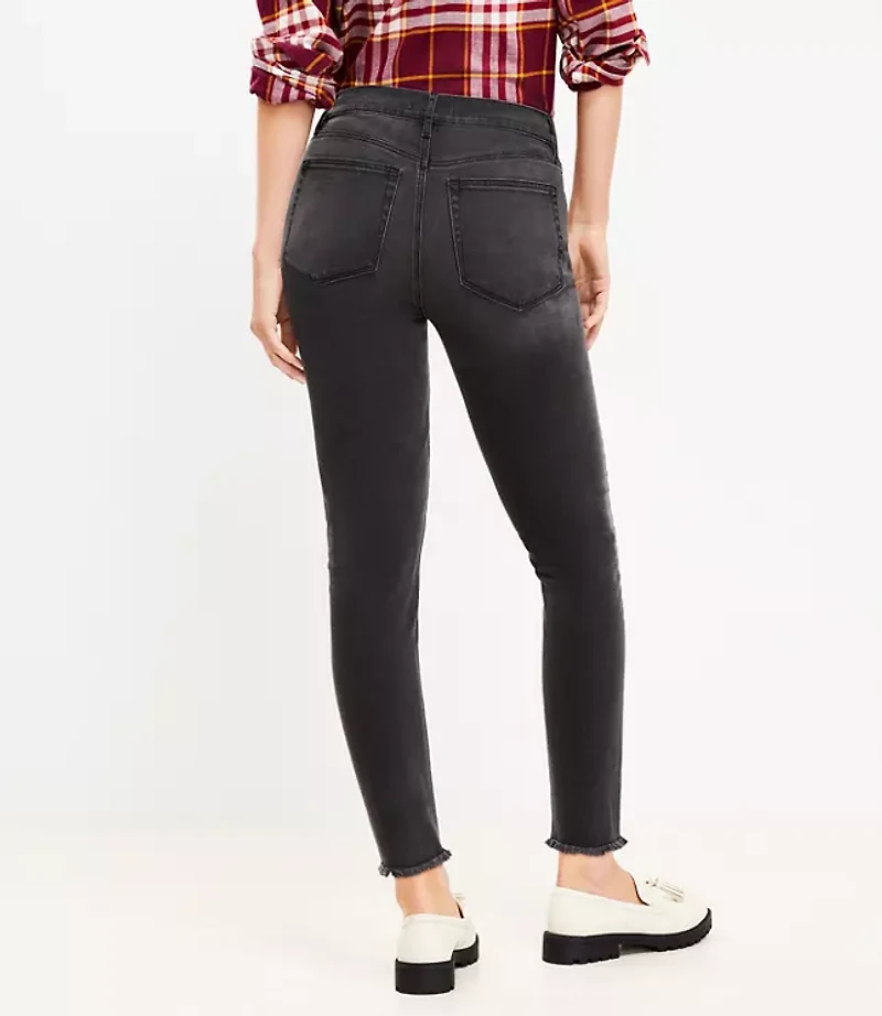 Curvy Frayed Mid Rise Skinny Jeans Washed Black Wash