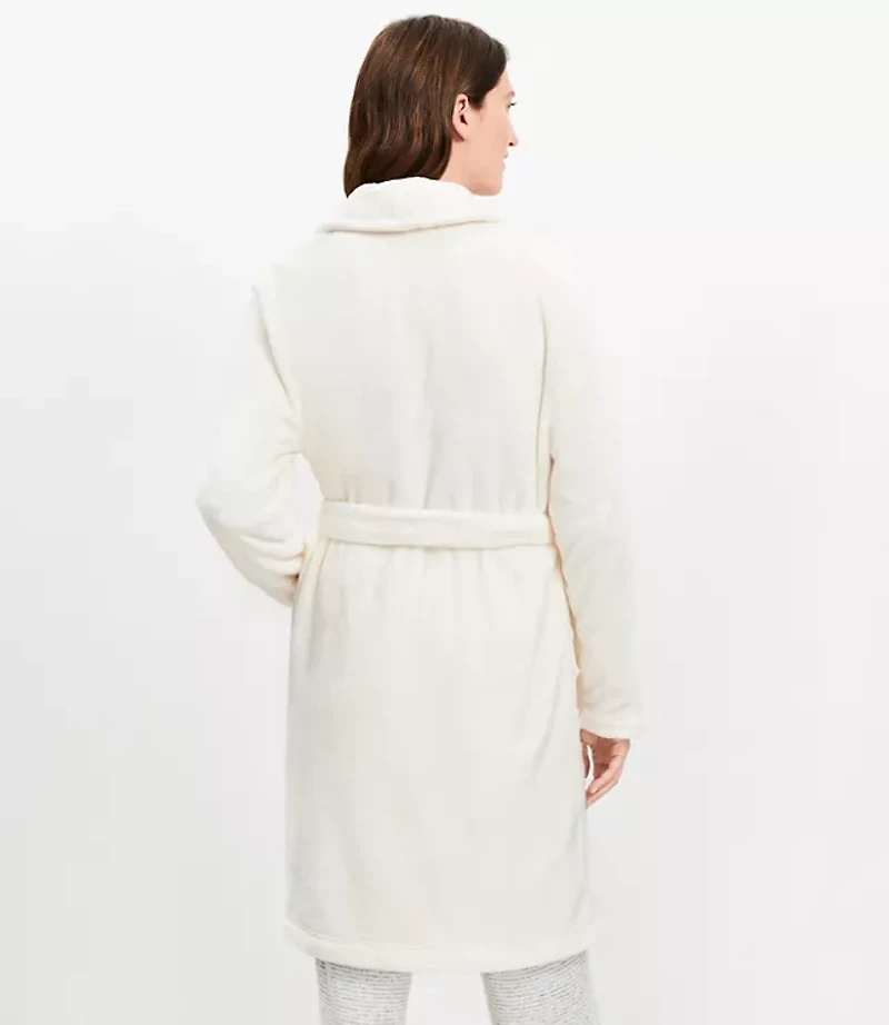 Cozy Faux Fur Pocket Robe