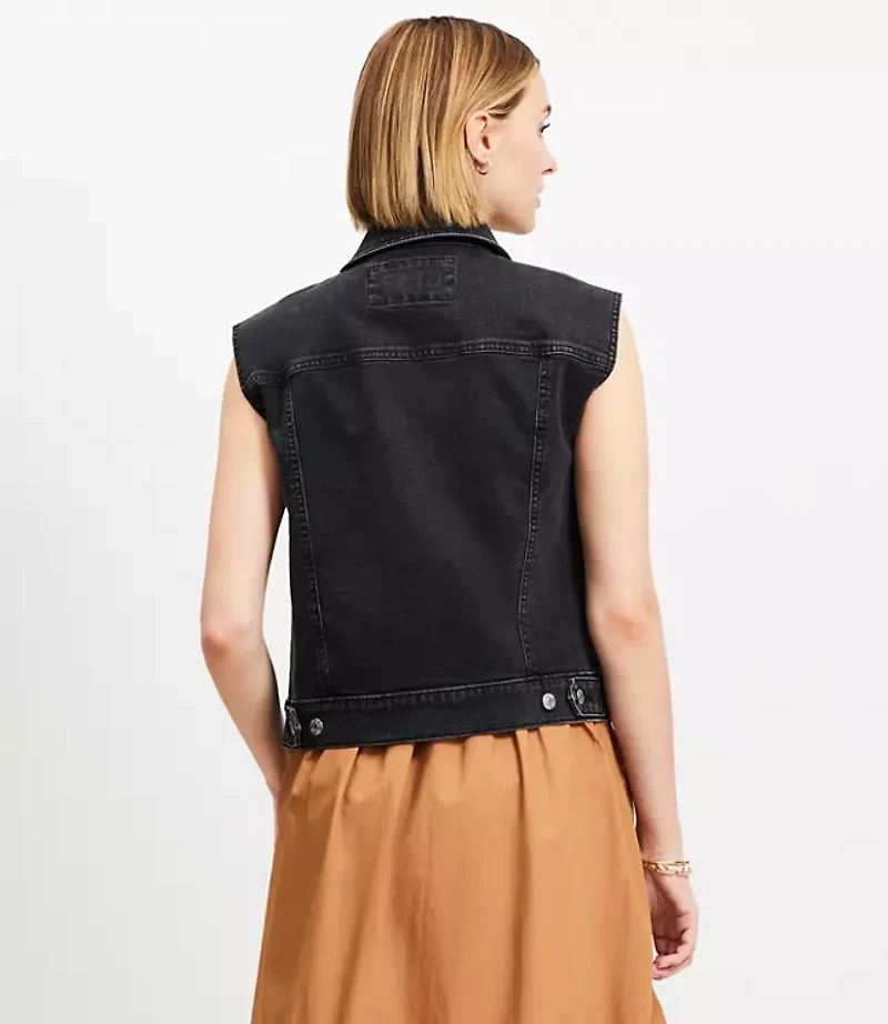 Petite Denim Trucker Vest in Washed Black