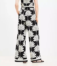 Petite Palm Pull On Wide Leg Pants in Linen Blend