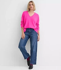 Petite Relaxed V-Neck Cashmere Sweater