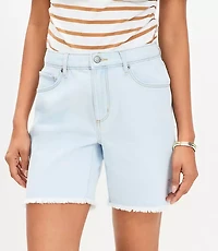 Vented Frayed Boyfriend Shorts Light Wash Indigo