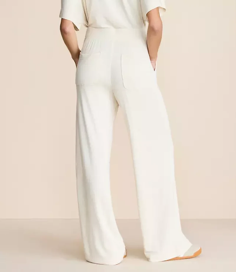 Lou & Grey Heathered Signaturesoft Wide Leg Pants