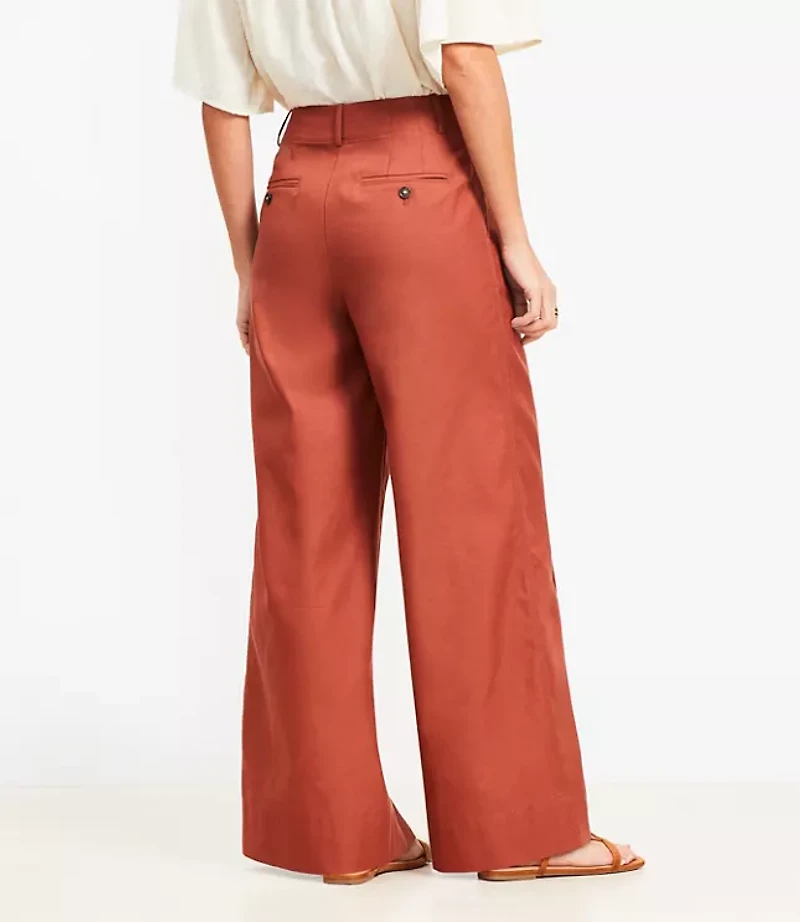 Pintucked Wide Leg Pants