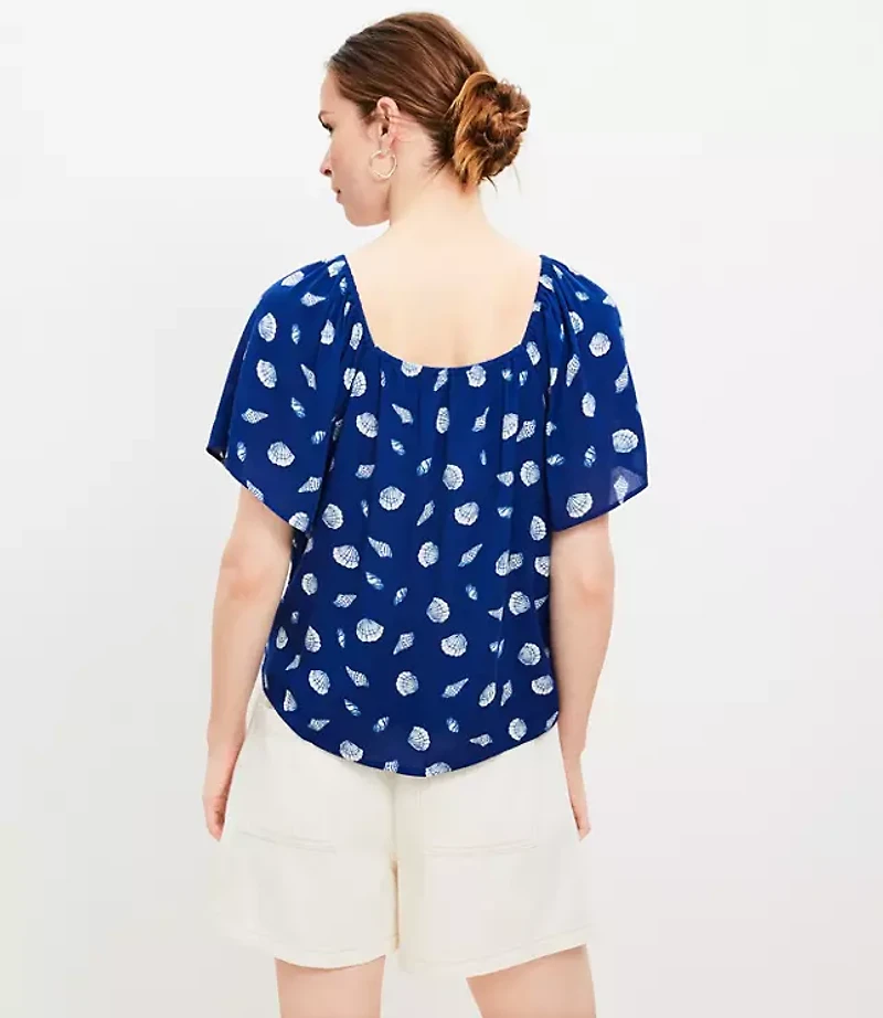 Petite Shell Crinkle Sweetheart Neck Top