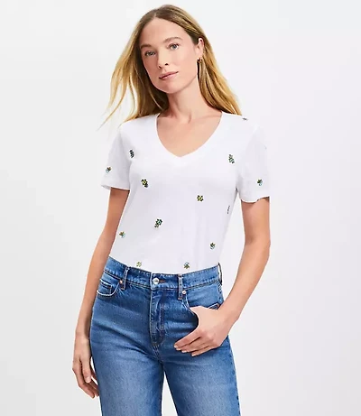 Petite Border Floral Everyday V-Neck Tee