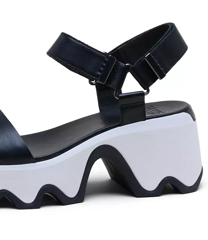 Sorel Kinetic Aura Y-Strap Sandals