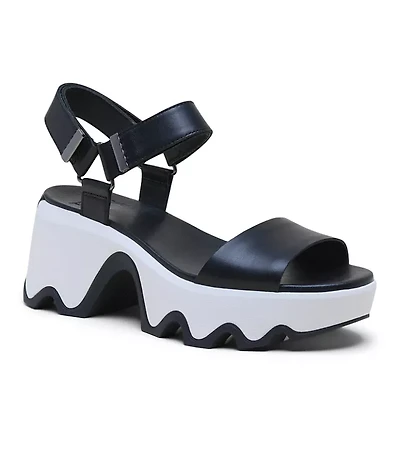 Sorel Kinetic Aura Y-Strap Sandals