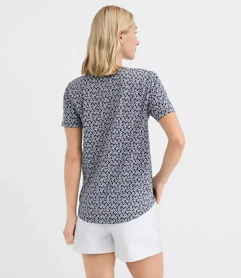 Garden Everyday V-Neck Tee