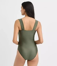 LOFT Beach Ruched U-Wire One Piece Swimsuit