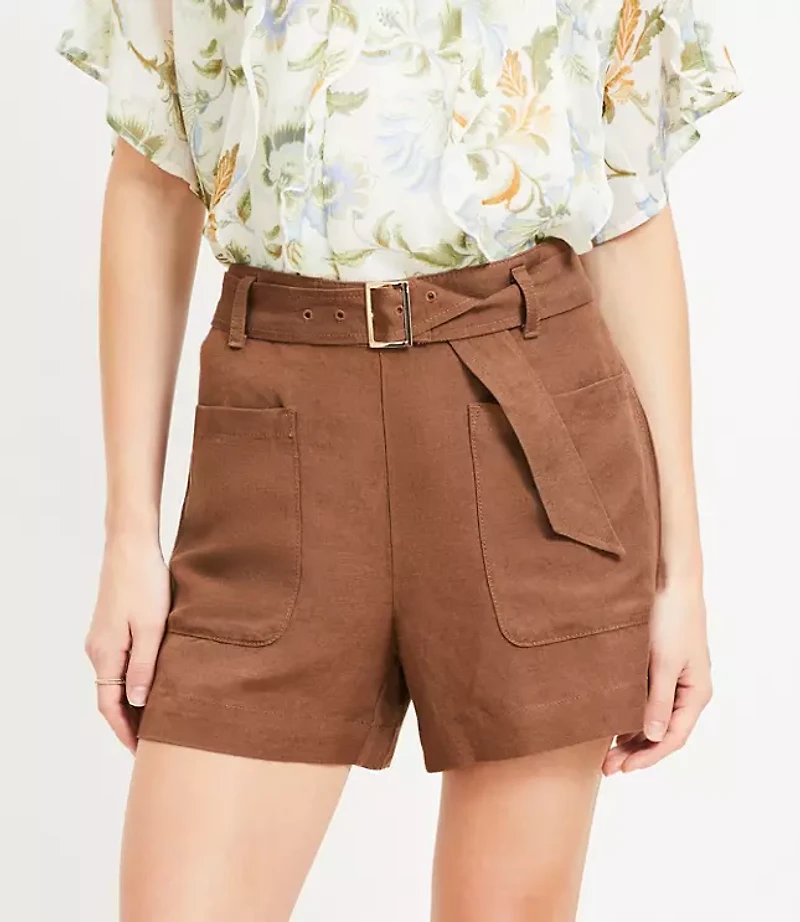 Petite Belted Patch Pocket Shorts in Linen Blend