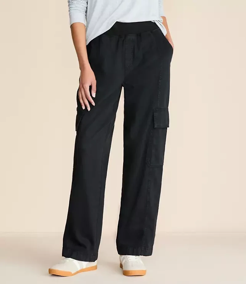 Lou & Grey Straight Leg Cargo Pants